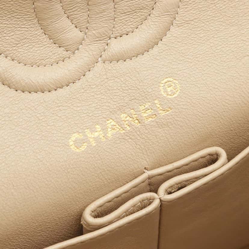 Chanel Small Classic Lambskin Double Flap Brown Leather Good condition - Model View