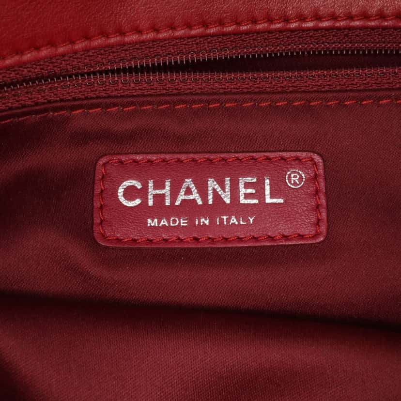 Chanel Maxi Lambskin 3 Accordion Flap Red Leather Good condition - Box View
