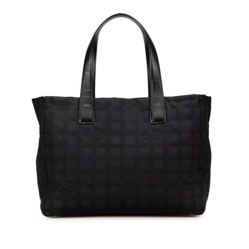 Chanel New Travel Line Nylon Tote Black Good condition - Front View