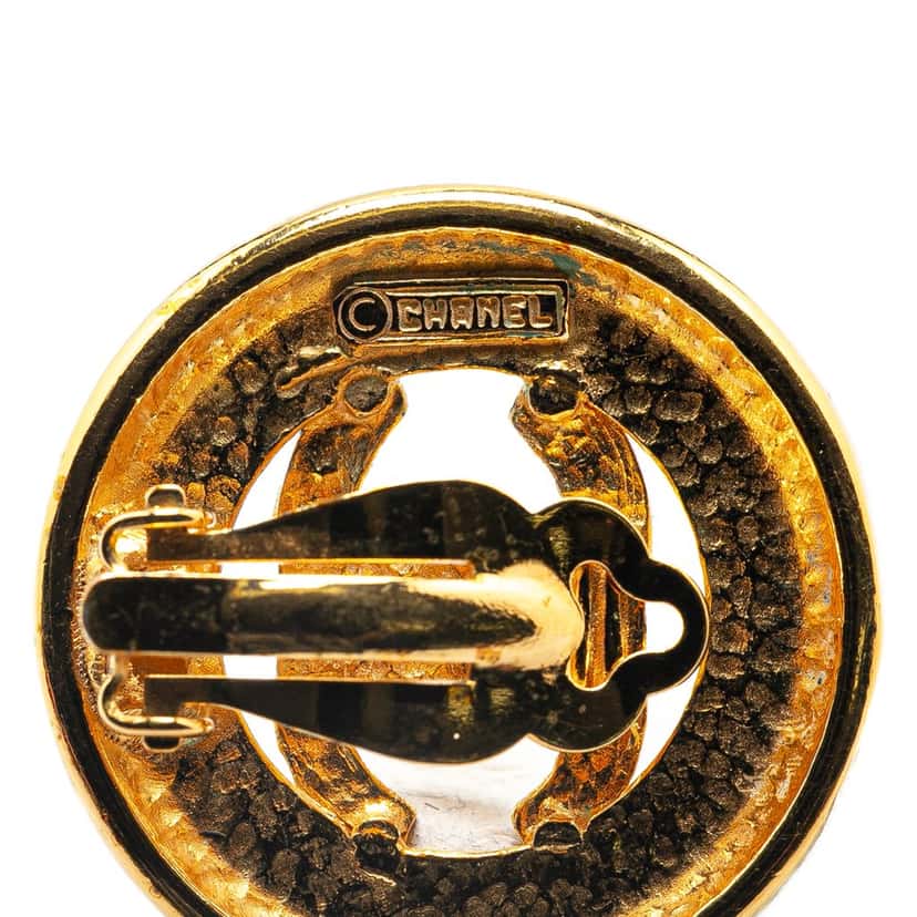 Chanel Gold Plated CC Round Clip on Earrings Gold Metal Good condition - Inside View