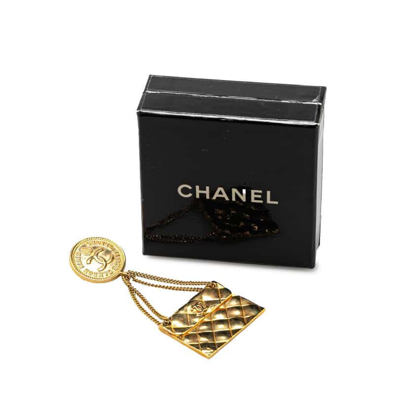 Chanel Gold Plated CC Quilted Flap Bag Brooch Gold Metal Good condition - Model View