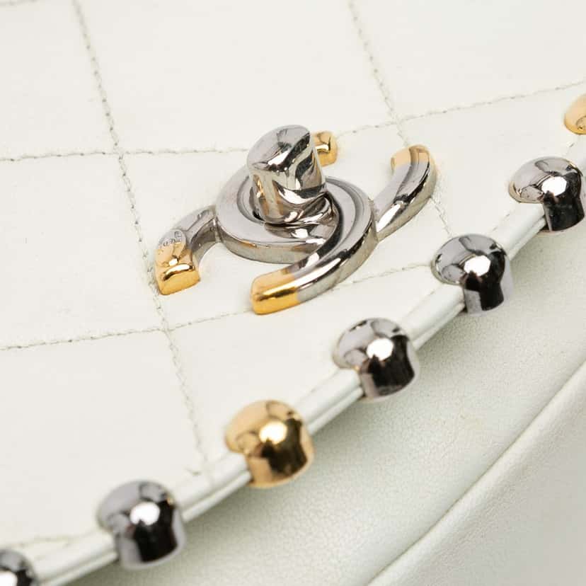 Chanel Small Quilted Lambskin Studded Bubble Flap White Leather Good condition - Box View