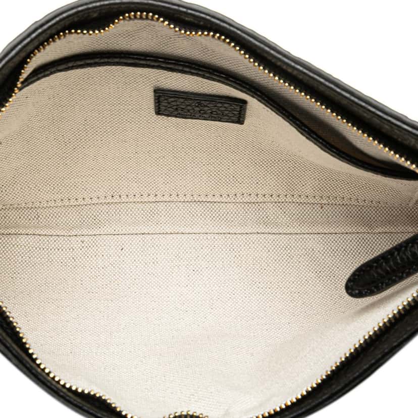 Gucci Medium GG Emblem Embossed Leather Shoulder Bag Black Leather Good condition - Model View