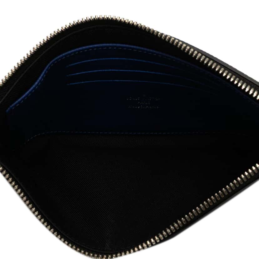Louis Vuitton Monogram Taigarama Pochette Discovery PM Blue Canvas Good condition - Model View