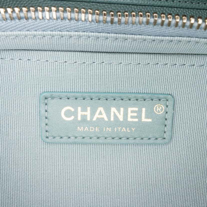 Chanel Mini Caviar Like a Wallet Flap Blue Leather Good condition - Box View