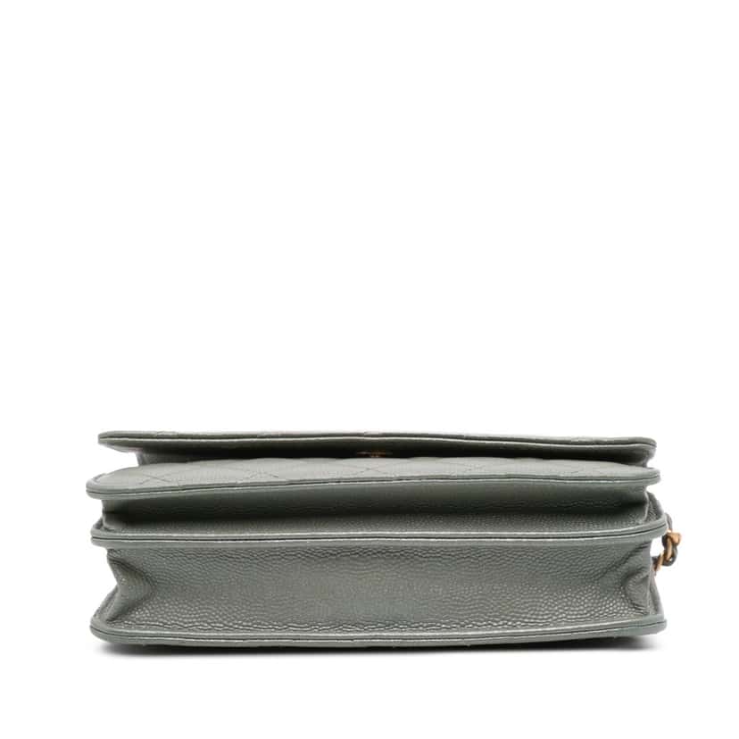 Chanel Quilted Caviar Square Wallet on Chain Green Leather Good condition - Inside View