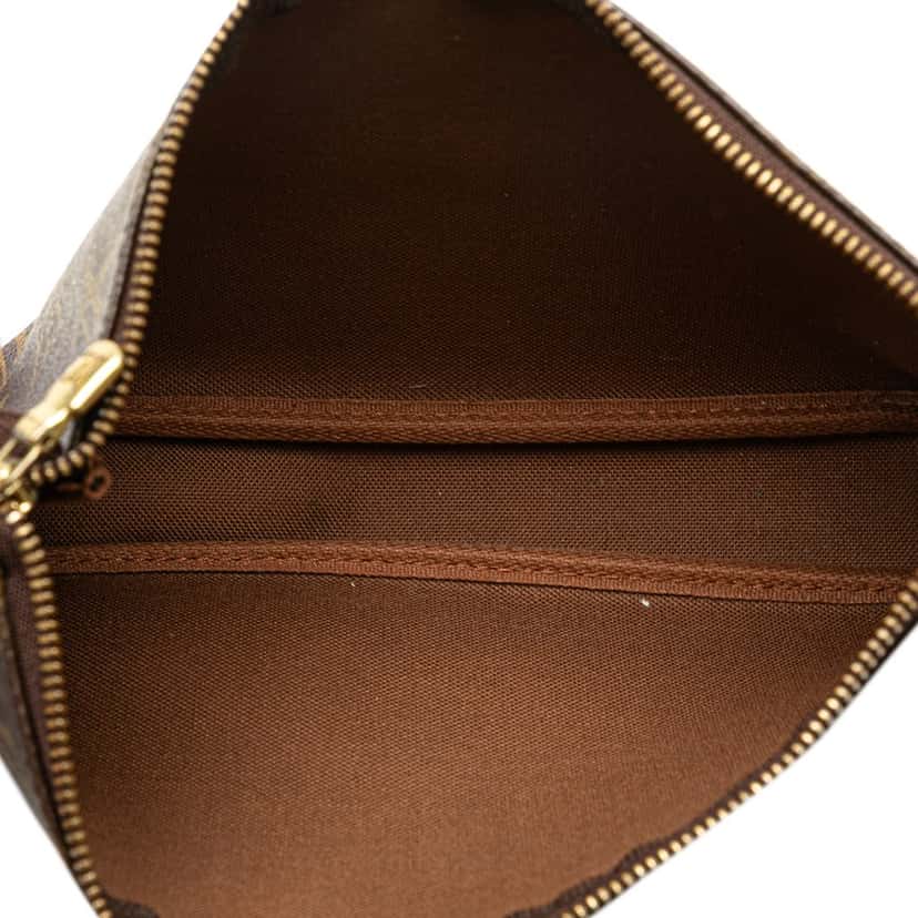Louis Vuitton Monogram Pochette Accessoires Brown Canvas Good condition - Model View