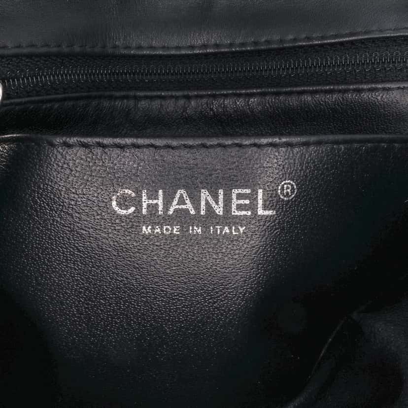 Chanel Mini Square Classic Patent Single Flap Black Leather Good condition - Box View