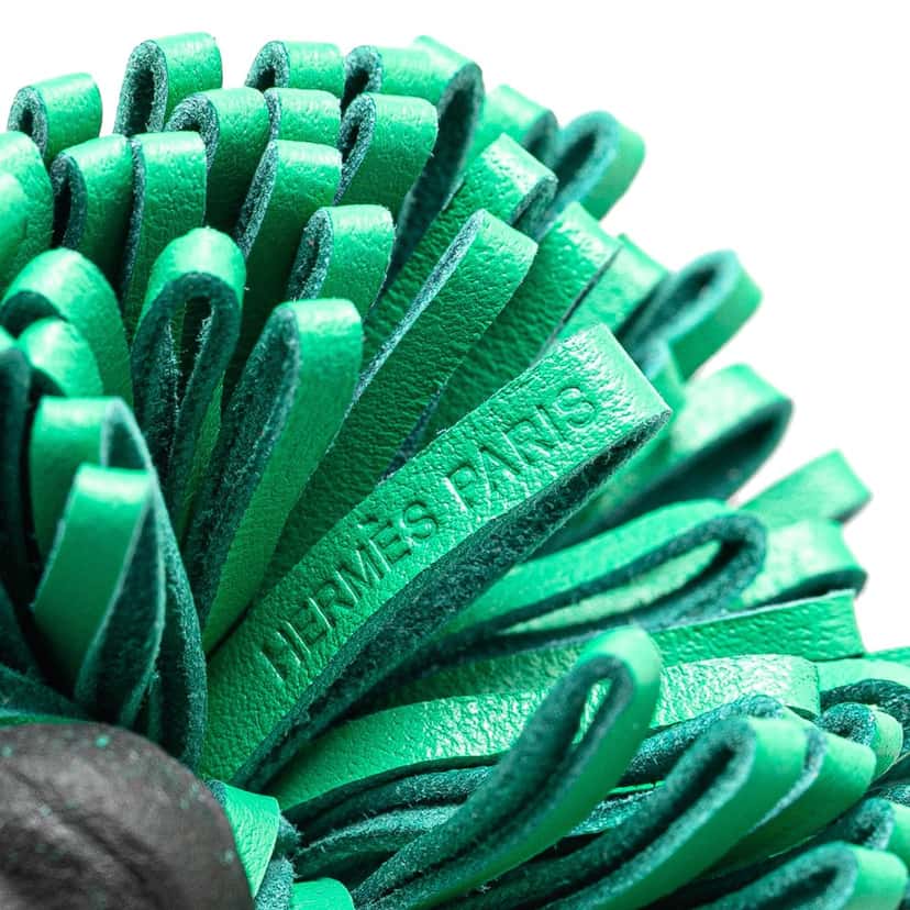 Hermès Lambskin Carmen Uno Dos Key Ring Green Leather Good condition - Box View