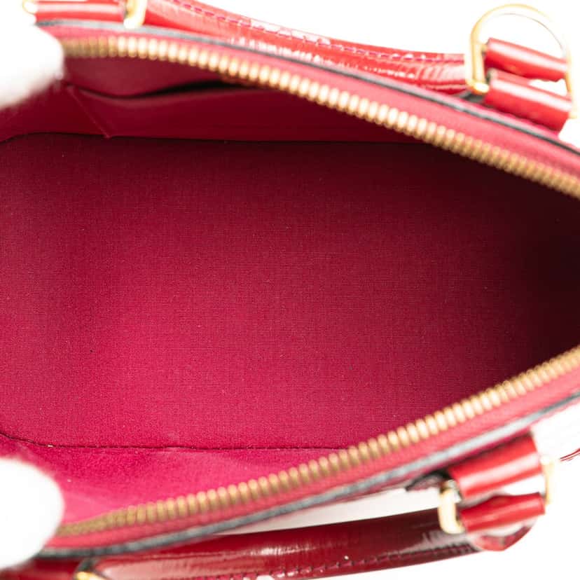Louis Vuitton Monogram Vernis Alma BB Red Leather Good condition - Model View
