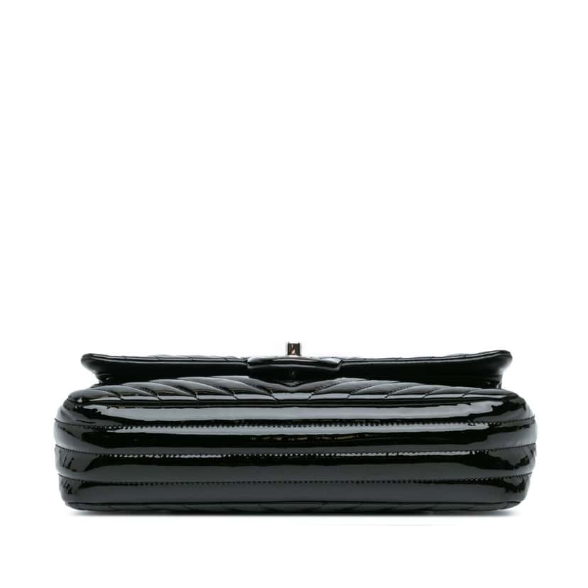 Chanel Medium Classic Chevron Patent Double Flap Black Leather Very good condition - Inside View