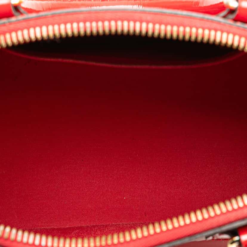 Louis Vuitton Monogram Vernis Alma BB Red Leather Good condition - Model View