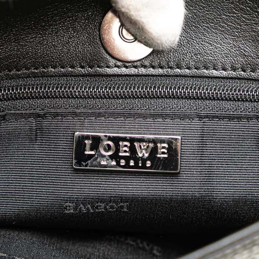 Loewe Anagram Leather Tote Black Leather Good condition - Box View