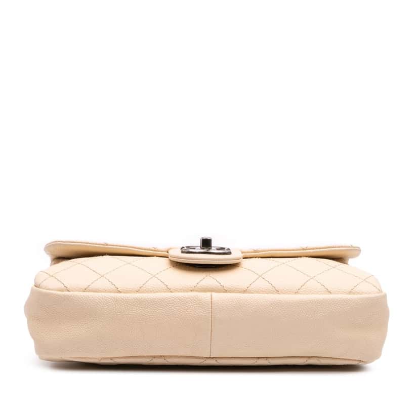 Chanel Medium Quilted Caviar Simply CC Flap Brown Leather Good condition - Inside View