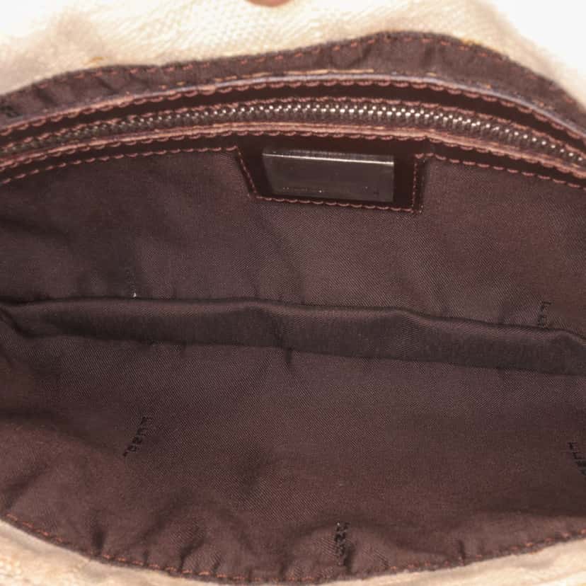 Fendi Zucca Canvas Baguette Brown Canvas Fair condition - Model View