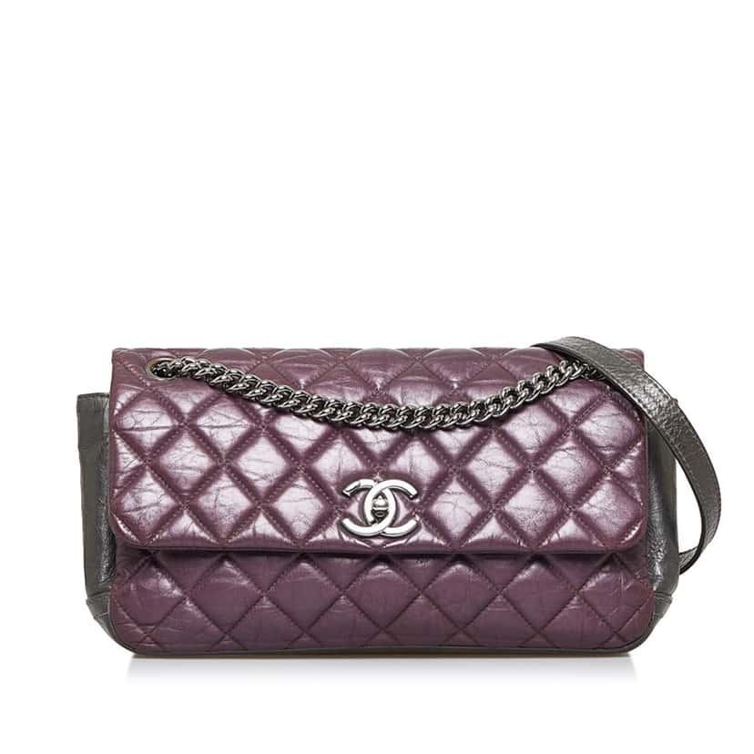Chanel Glazed Matelasse Portobello Flap Bag Purple Leather Very good condition - Front View