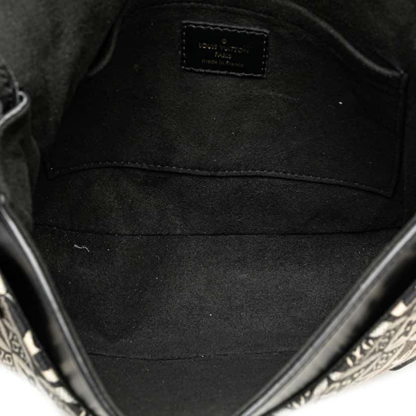 Louis Vuitton Since 1854 Neo Saumur MM Black Canvas Good condition - Model View