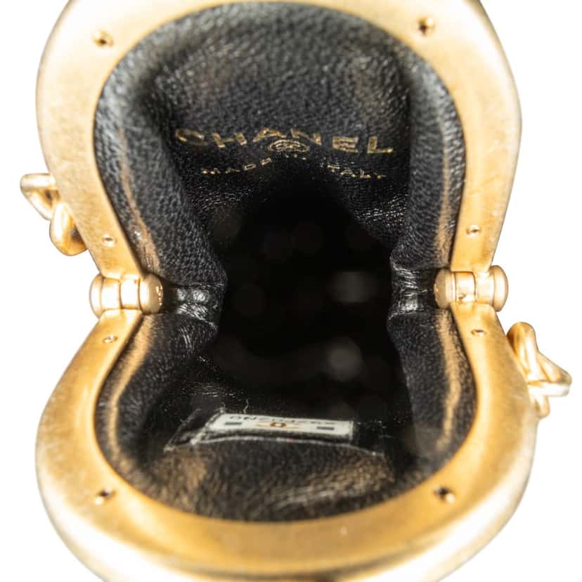 Chanel CC Quilted Lambskin Lipstick Case on Chain Black Leather Good condition - Model View