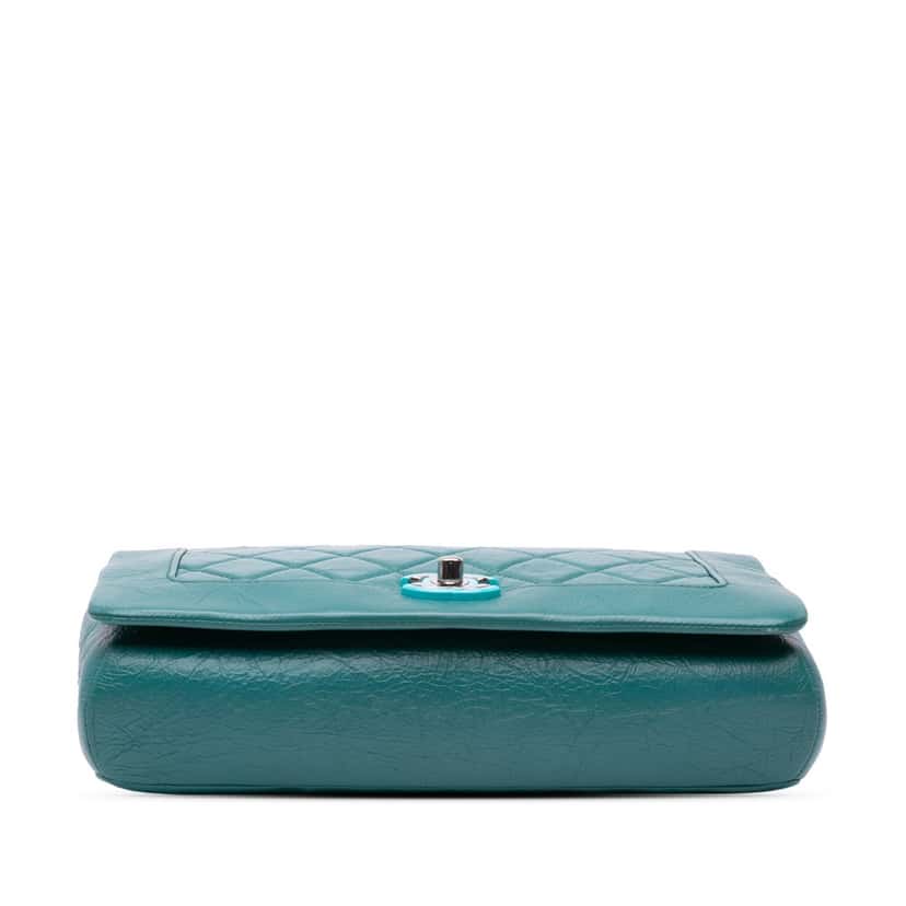 Chanel Medium Crumpled Calfskin Bi Vintage Full Flap Blue Leather Very good condition - Inside View