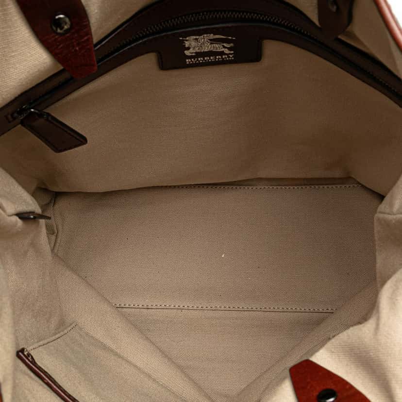 Burberry Mega Check Canvas Tote White Canvas Good condition - Model View