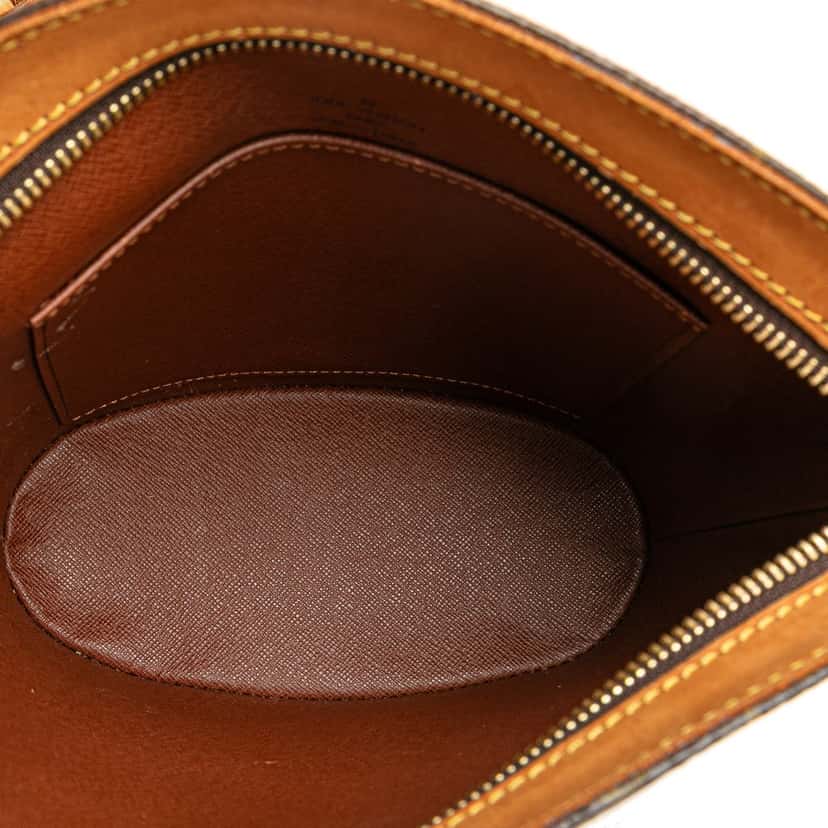 Louis Vuitton Monogram Drouot Brown Canvas Good condition - Model View