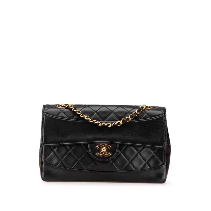 Chanel Medium CC Quilted Lambskin Single Flap Black Leather Good condition - Front View