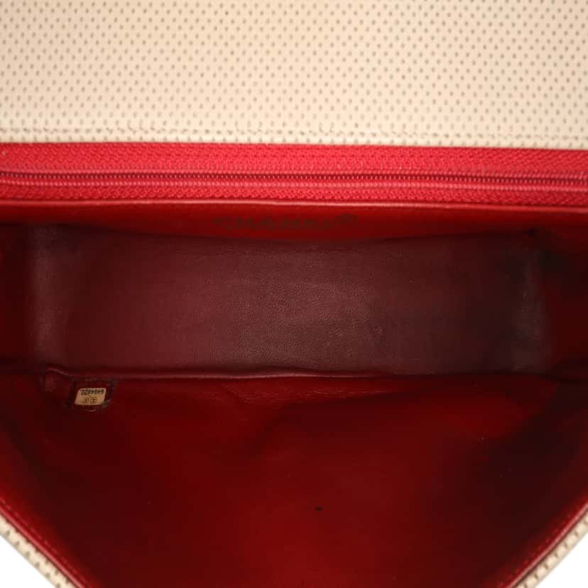 Chanel Medium CC Perforated Calfskin Single Flap Brown Leather Good condition - Model View