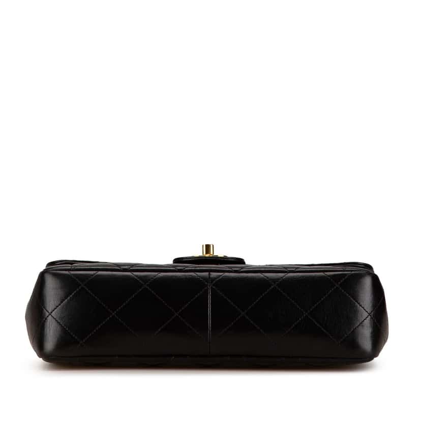 Chanel Medium CC Quilted Lambskin Border Single Flap Black Leather Good condition - Inside View