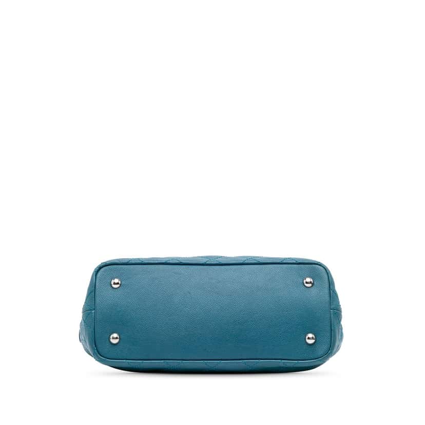 Chanel Small Quilted Caviar Daily Shopping Tote Blue Leather Good condition - Inside View