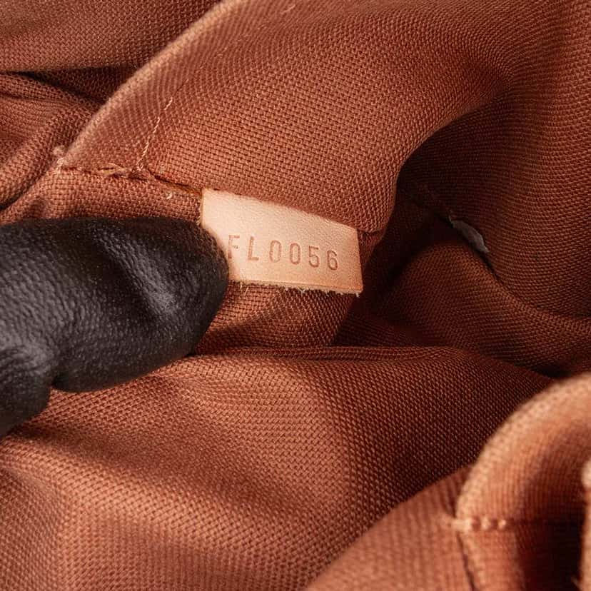 Louis Vuitton Monogram Lockit PM Brown Canvas Good condition - Box View