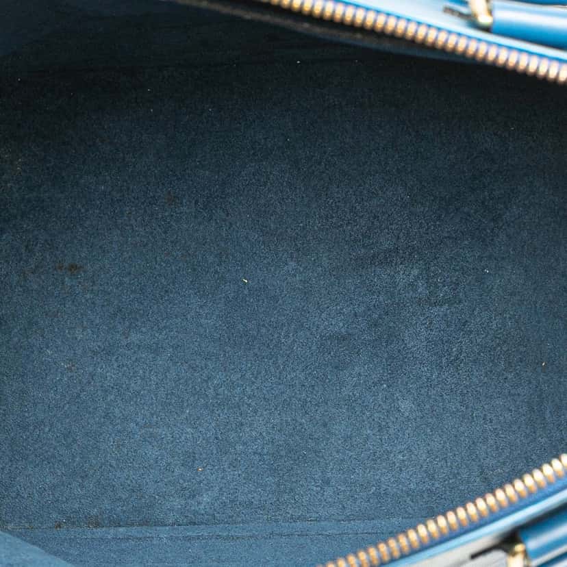 Louis Vuitton Epi Alma PM Blue Leather Good condition - Model View