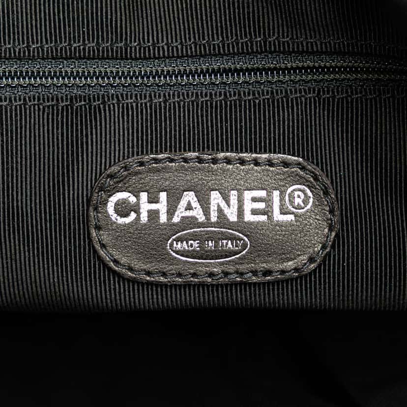 Chanel CC Caviar Tote Black Leather Good condition - Box View