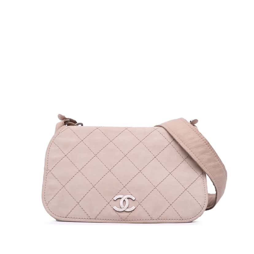 Chanel Calfskin Stitched Highlander Messenger Bag Brown Leather Good condition - Front View