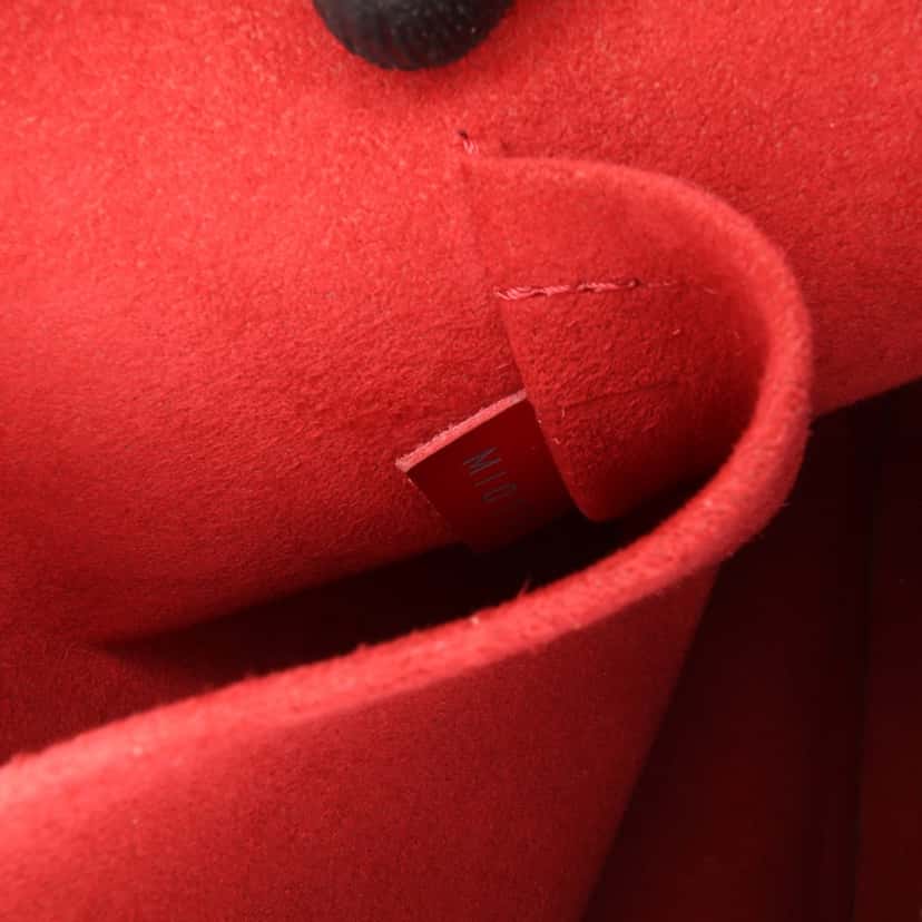 Louis Vuitton Epi Alma GM Red Leather Good condition - Box View