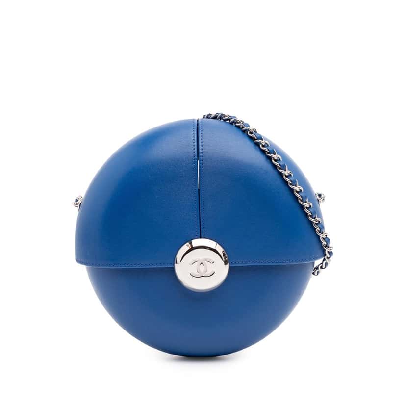 Chanel Lambskin Evening In The Air Crossbody Blue Leather Good condition - Front View