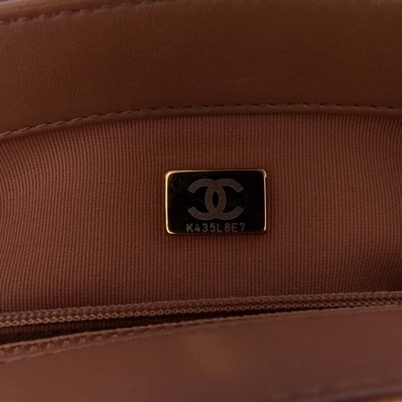 Chanel Medium Quilted Lambskin Pillow Crush Flap Brown Leather Good condition - Box View