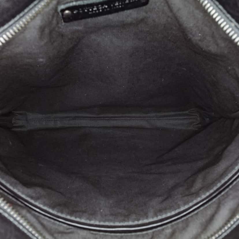 Bottega Veneta Leather Intrecciato Crossbody Black Leather Good condition - Model View