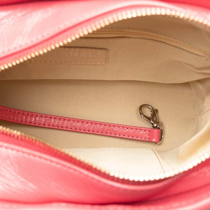 Chanel Small Rattan Gabrielle Crossbody Pink Very good condition - Box View