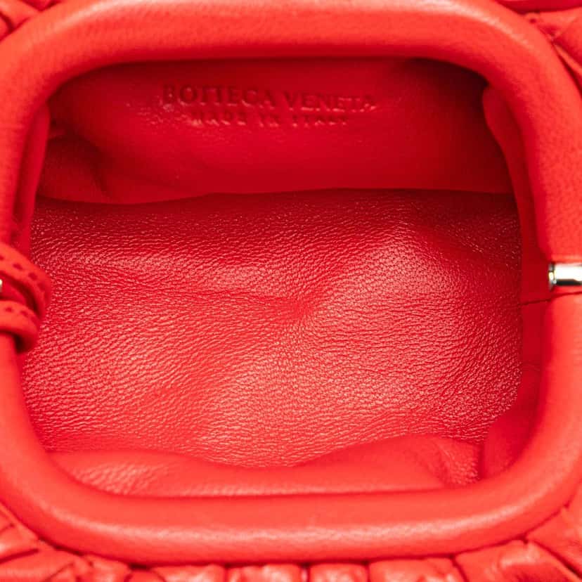 Bottega Veneta Intrecciato The Pouch Coin Purse Red Leather Good condition - Model View