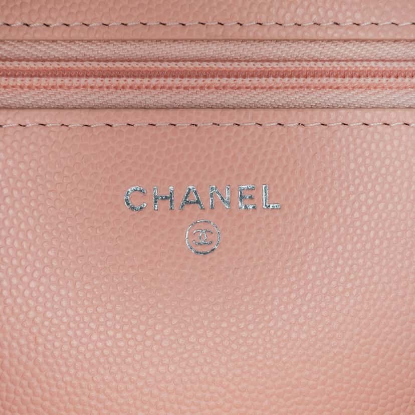 Chanel CC Quilted Caviar Wallet On Chain Pink Leather Good condition - Box View