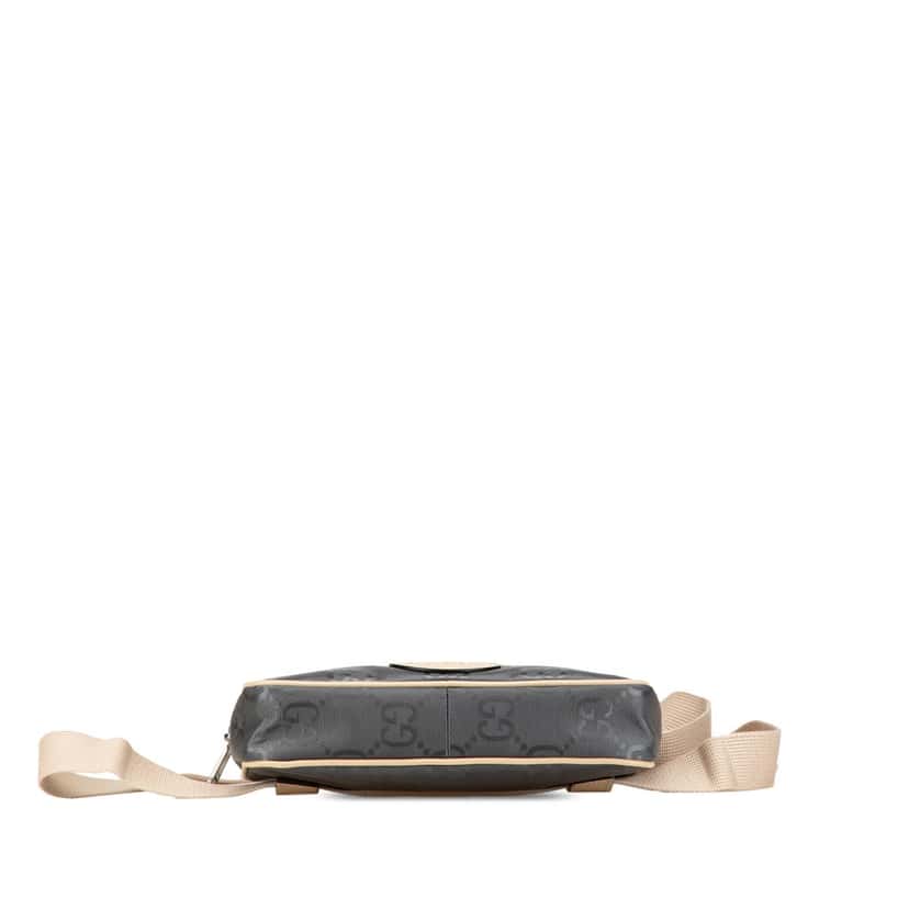 Gucci GG Nylon Off The Grid Belt Bag Grey Good condition - Inside View