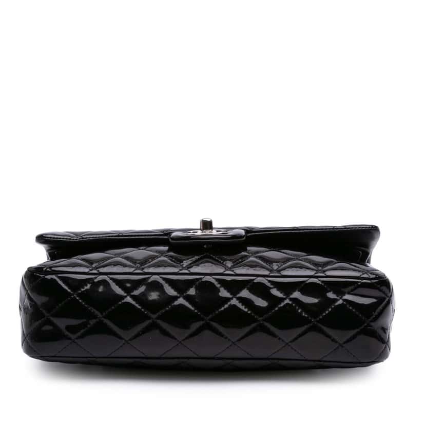 Chanel Medium Classic Patent Double Flap Black Leather Good condition - Inside View
