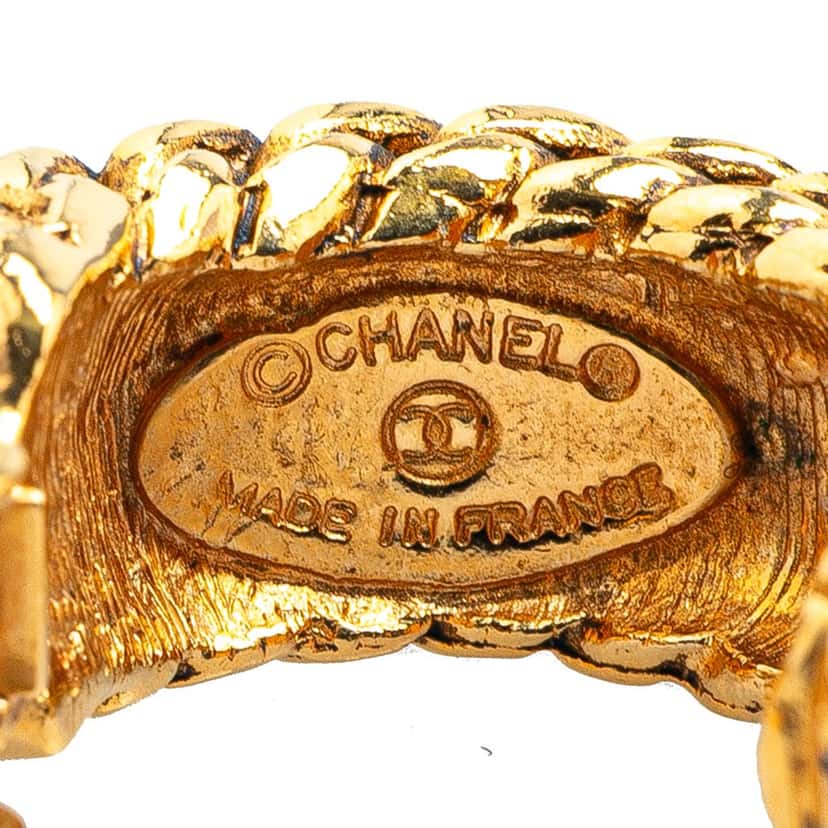 Chanel Gold Plated CC Chain Clip On Earrings Gold Metal Good condition - Inside View