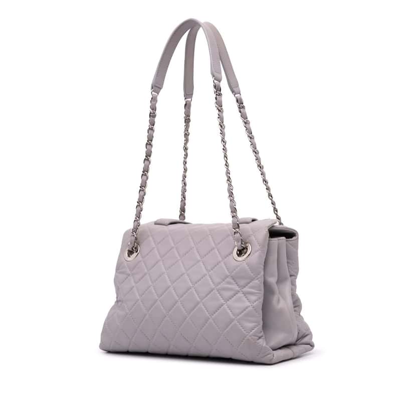 Chanel Quilted Lambskin x3 Accordion Tote Grey Leather Good condition - Back View