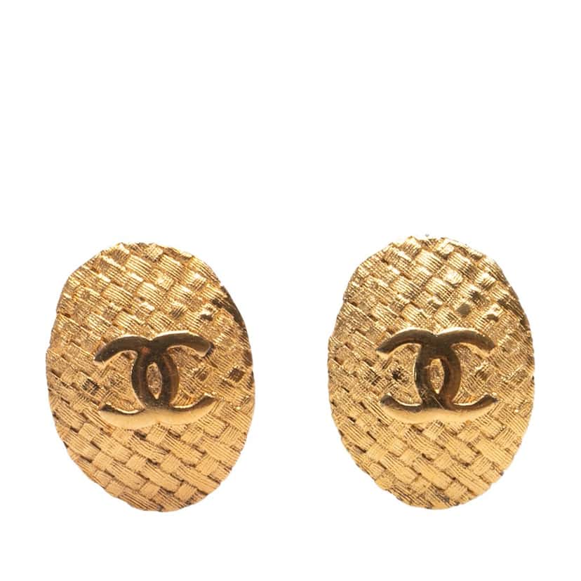 Chanel Gold Plated CC Oval Clip On Earrings Gold Metal Good condition - Front View