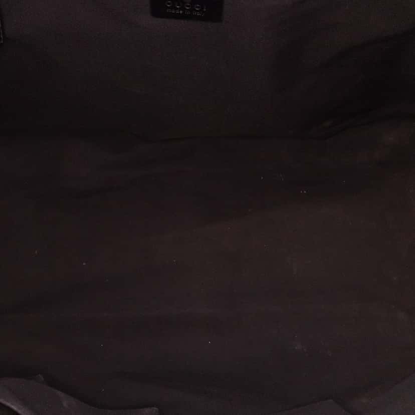 Gucci GG Embossed Leather Hilary Lux Tote Black Leather Good condition - Model View