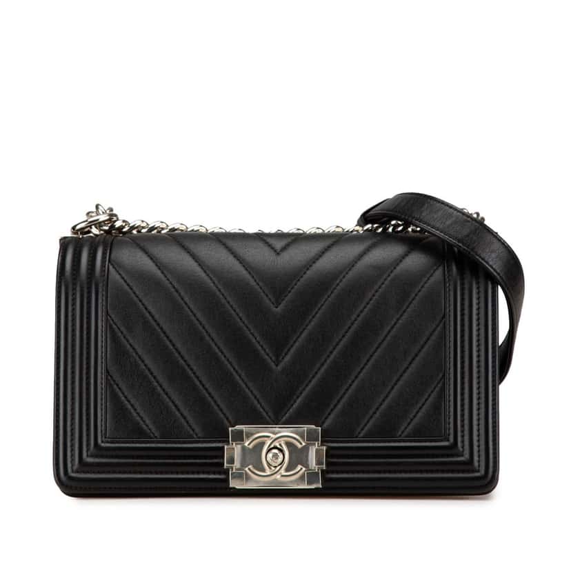 Chanel Old Medium Chevron Calfskin Boy Flap Black Leather Good condition - Front View