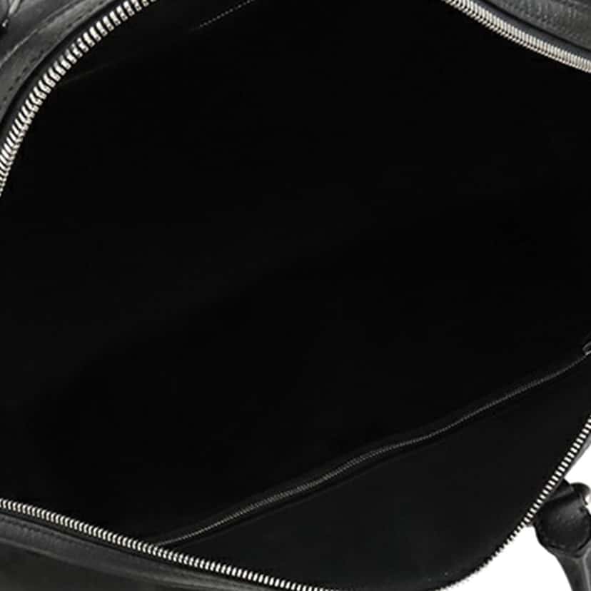 Gucci Large Jumbo GG Canvas Duffle Bag Black Canvas Good condition - Model View