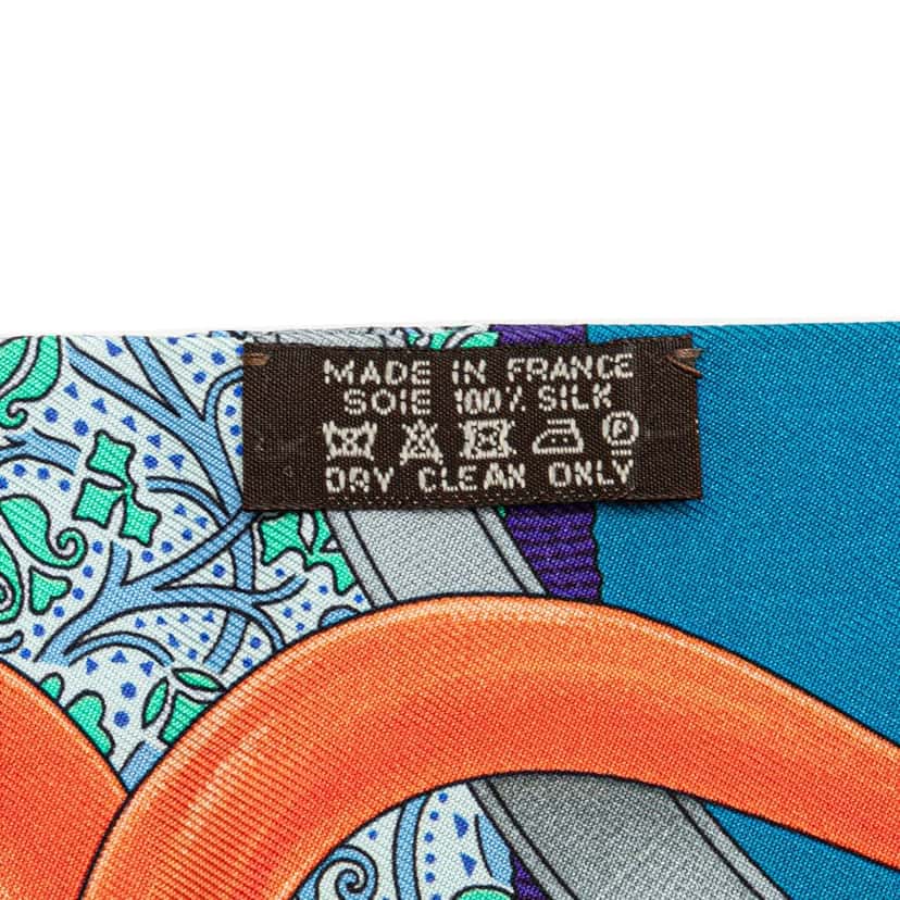 Hermès Grand Manege Fleuri Silk Twilly Scarf Green Silk Very good condition - Box View