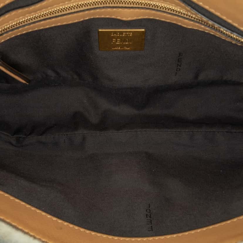 Fendi Small Zucca Shearling Baguette Satchel Brown Good condition - Model View